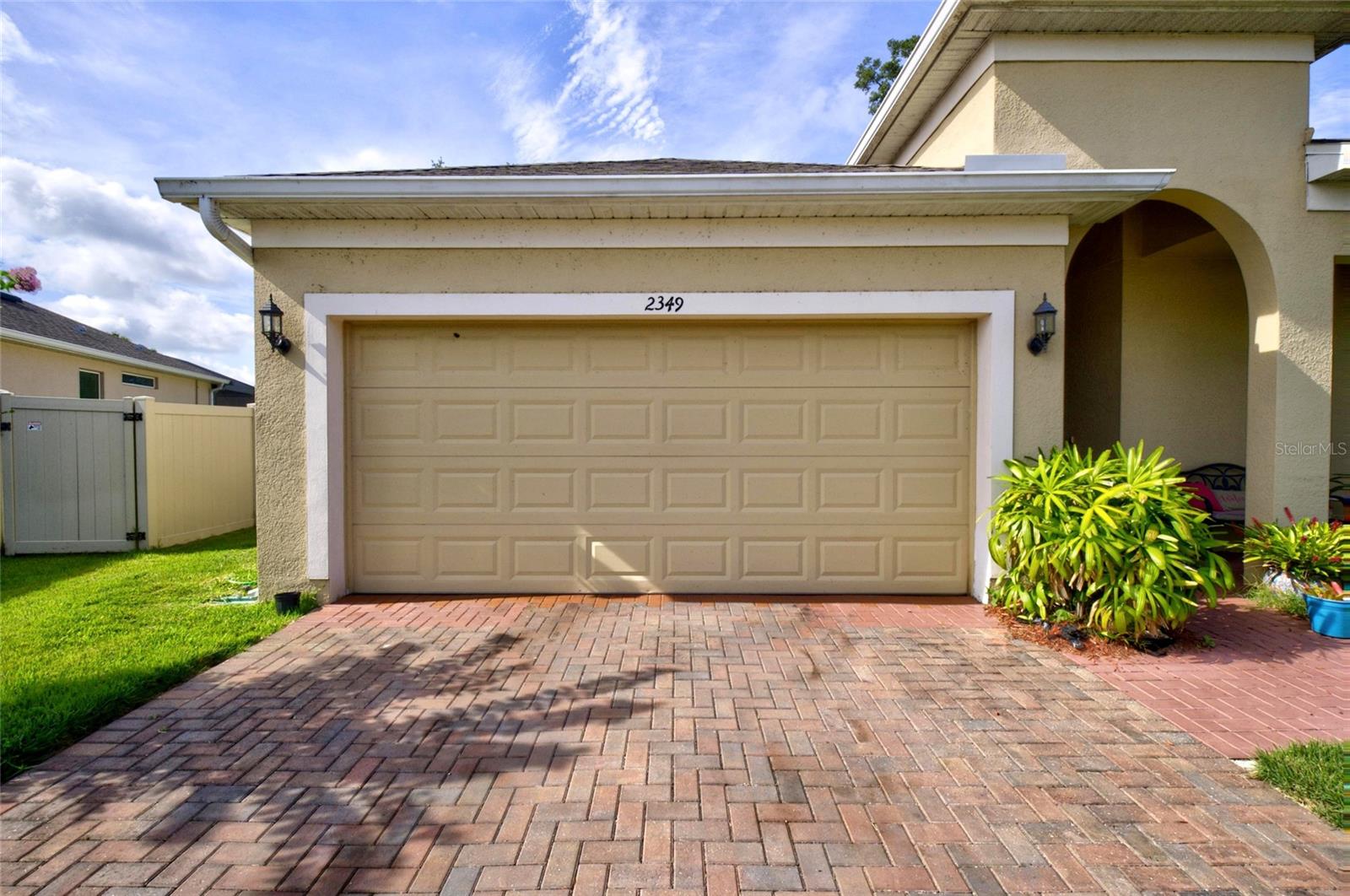 2349 JERNIGAN LOOP, KISSIMMEE, FL — photo 2