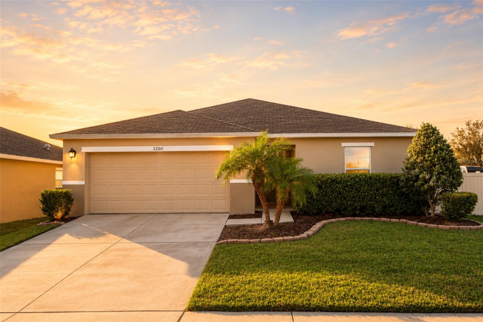 3200 CASA DEL REY AVE, KISSIMMEE, FL