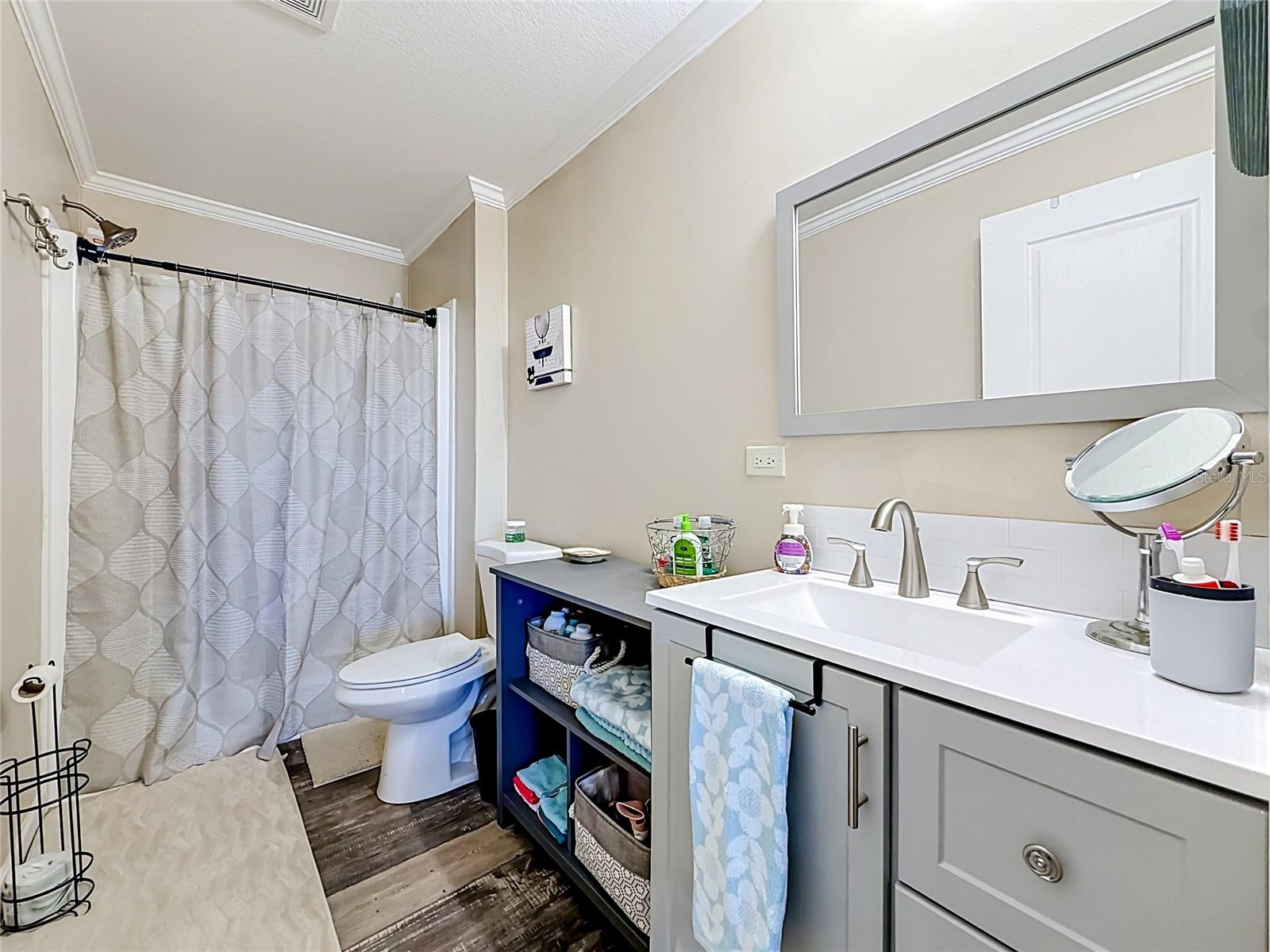 10485 HOLIDAY SHORES DR #302, LARGO, FL — photo 17