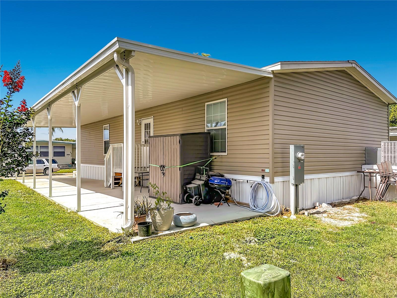 10485 HOLIDAY SHORES DR #302, LARGO, FL — photo 34