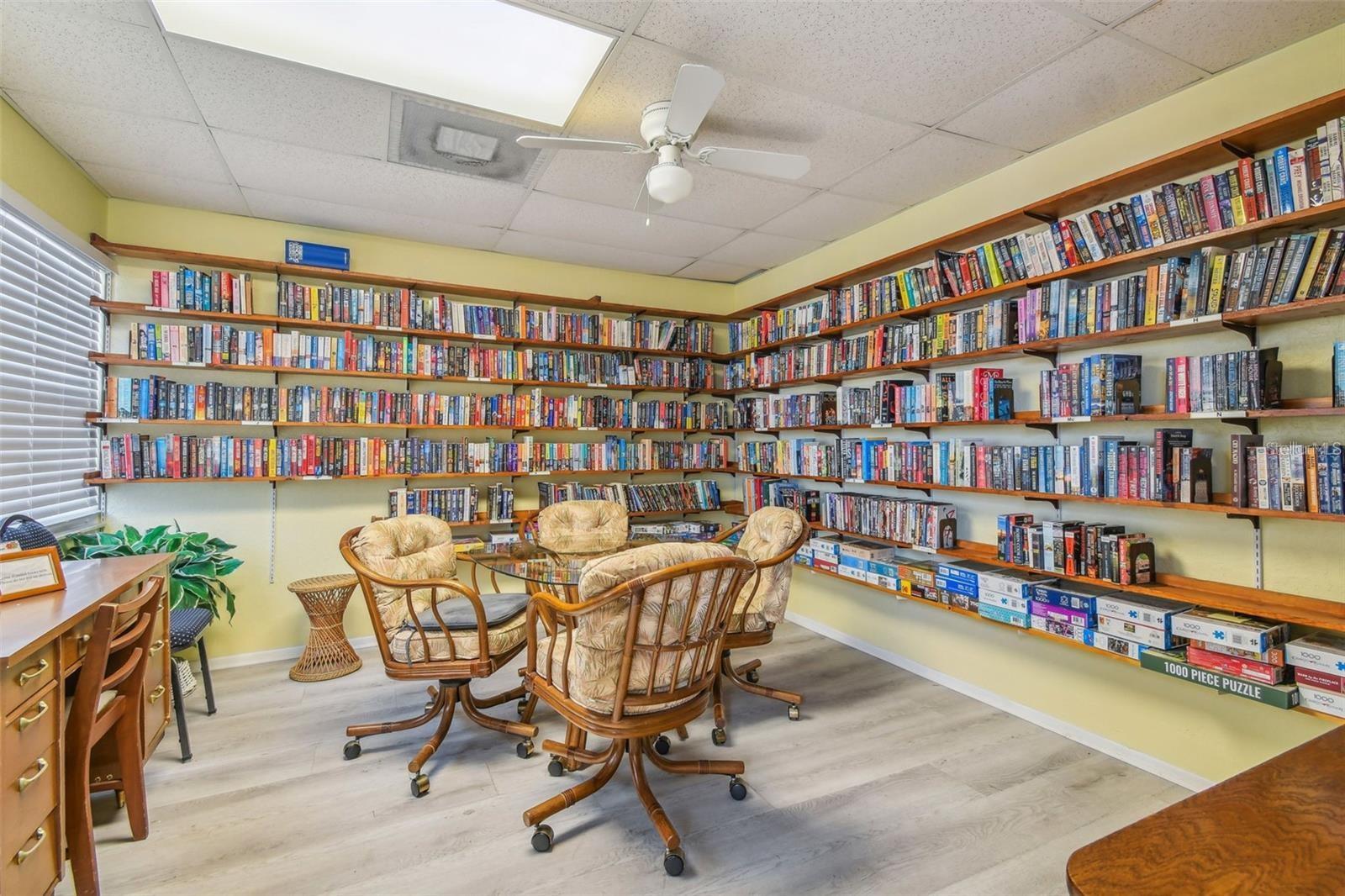 10485 HOLIDAY SHORES DR #302, LARGO, FL — photo 46