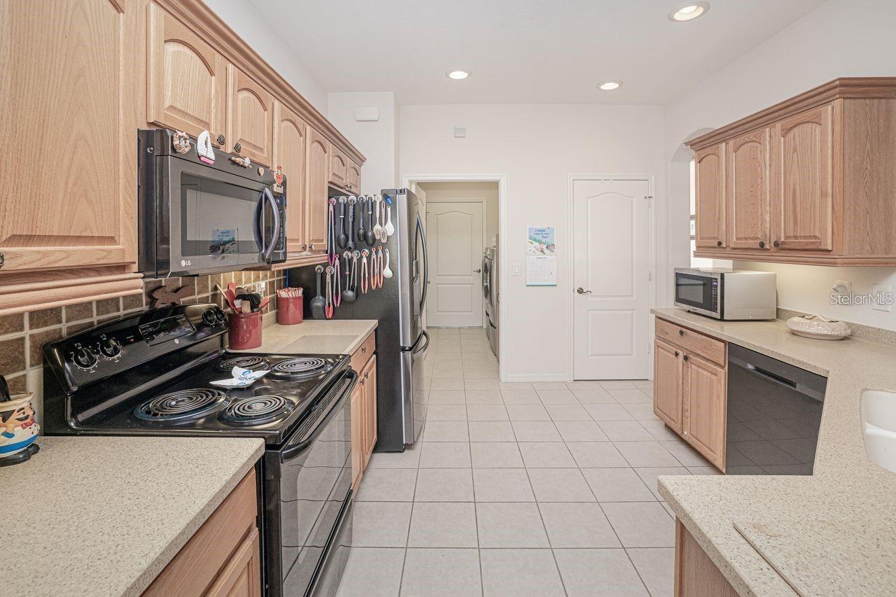2860 SUNCOAST LAKES BLVD, PORT CHARLOTTE, FL — photo 13