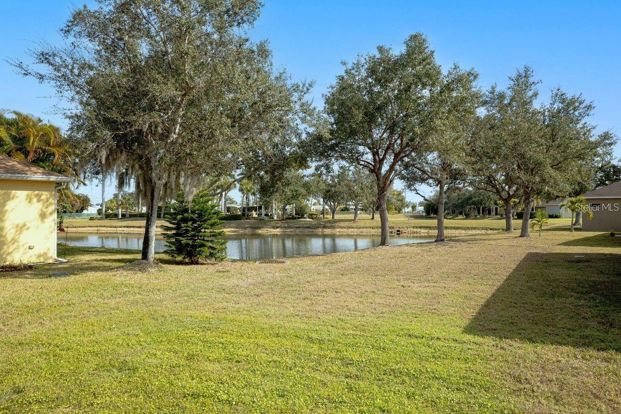2860 SUNCOAST LAKES BLVD, PORT CHARLOTTE, FL — photo 35