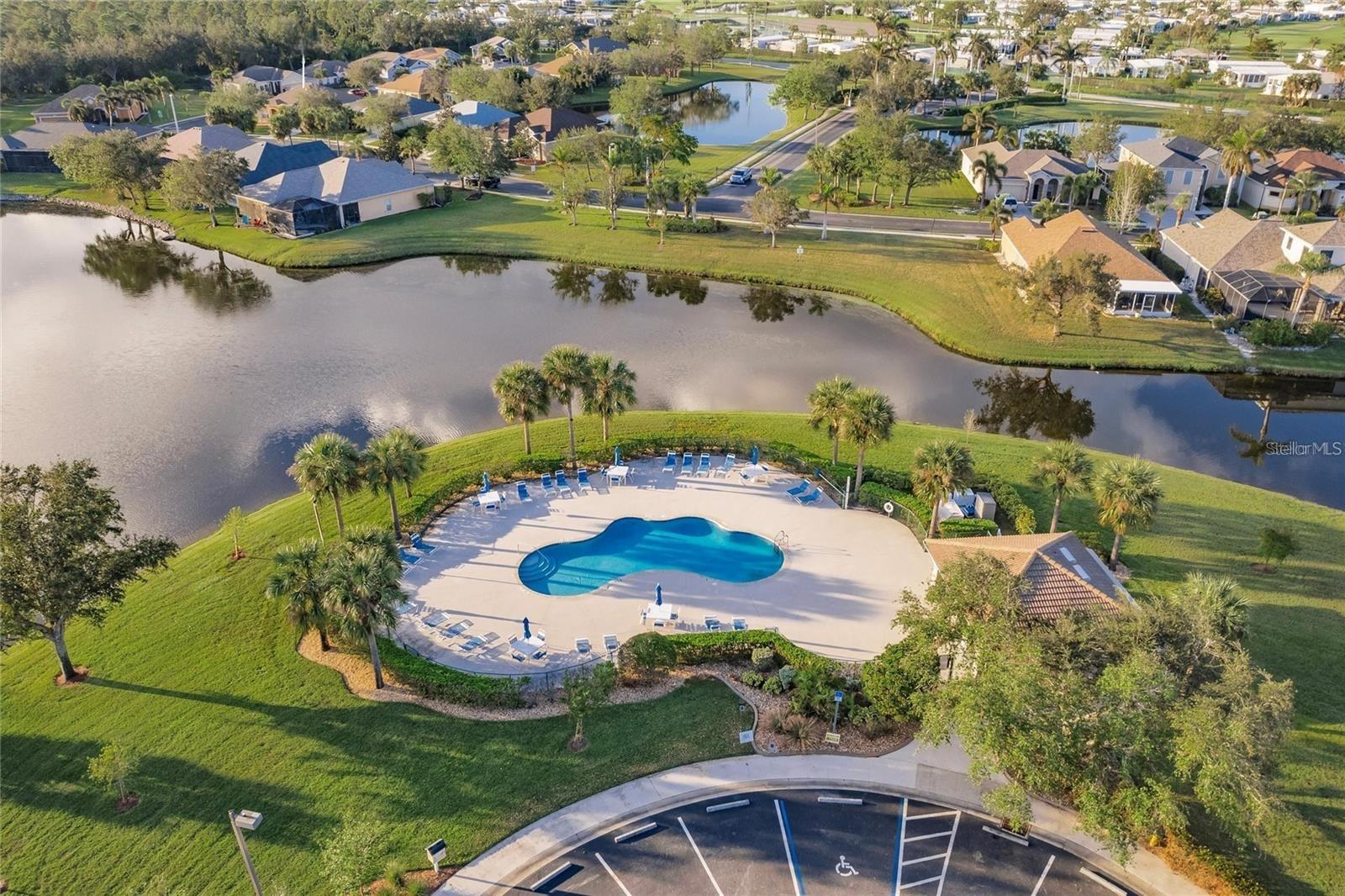 2860 SUNCOAST LAKES BLVD, PORT CHARLOTTE, FL — photo 42