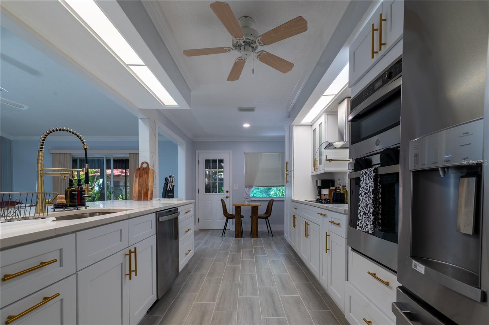 6908 ARBOR OAKS CIR, BRADENTON, FL — photo 11