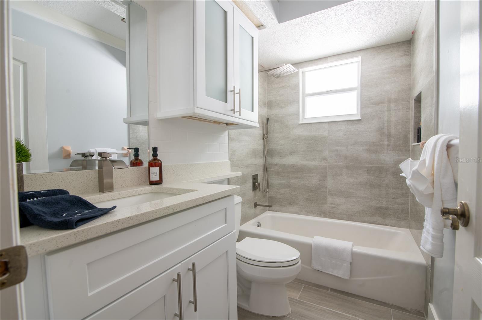 6908 ARBOR OAKS CIR, BRADENTON, FL — photo 34