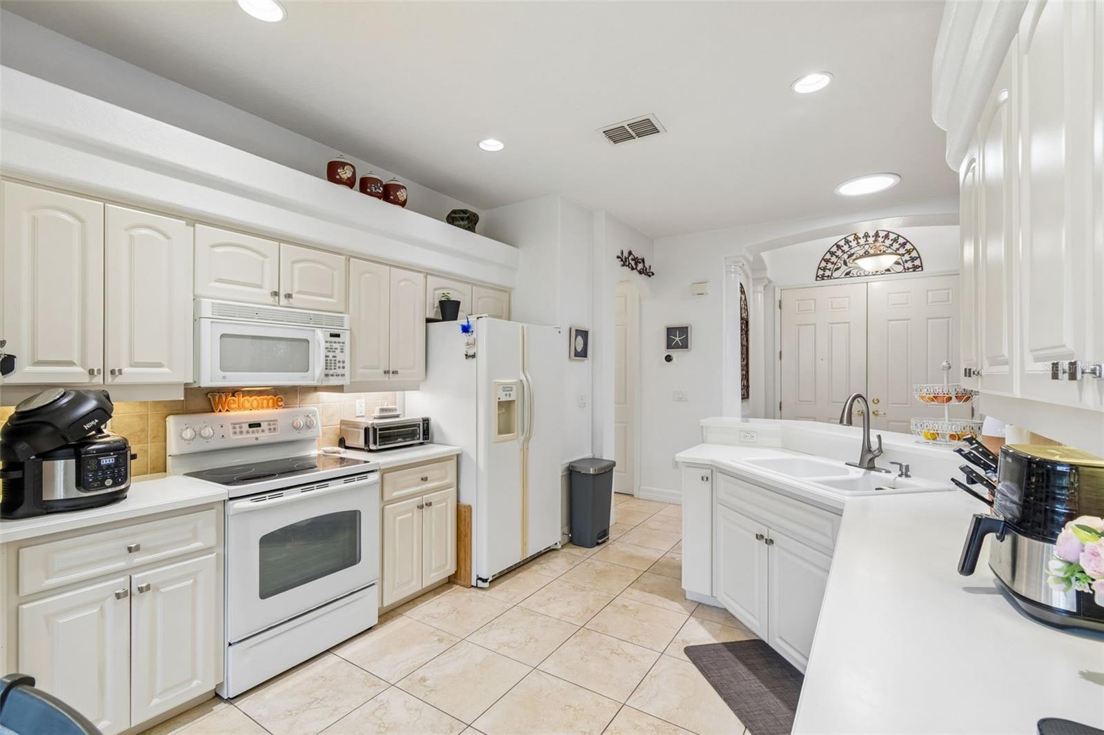 5212 ESPLANDE CT, BROOKSVILLE, FL — photo 8