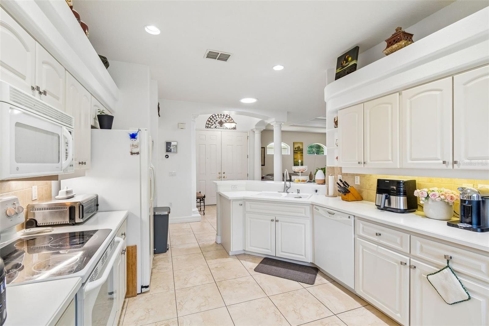 5212 ESPLANDE CT, BROOKSVILLE, FL — photo 10
