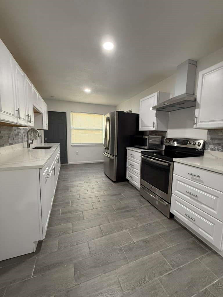 4187 PALAU DR, SARASOTA, FL — photo 9