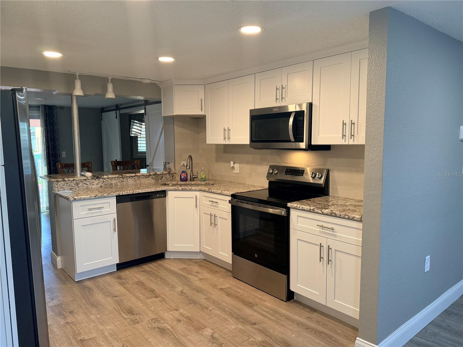6623 BOATYARD DR, HUDSON, FL — photo 9