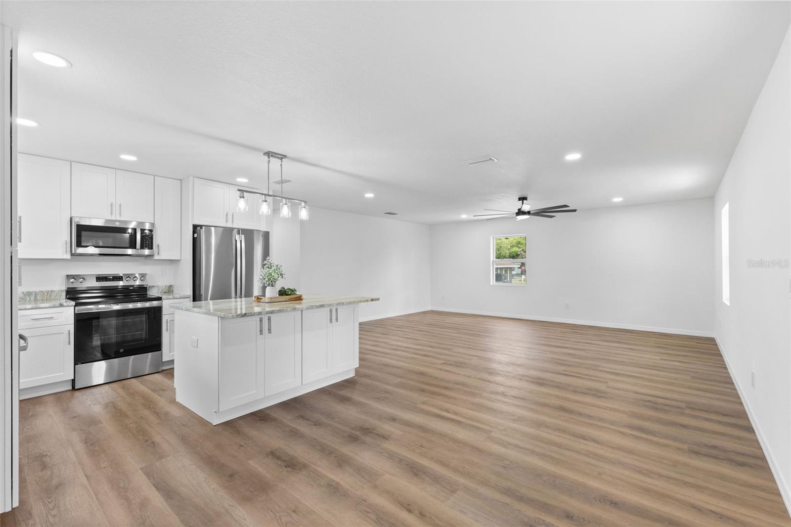 120 BROWN ST, BRADENTON, FL — photo 9