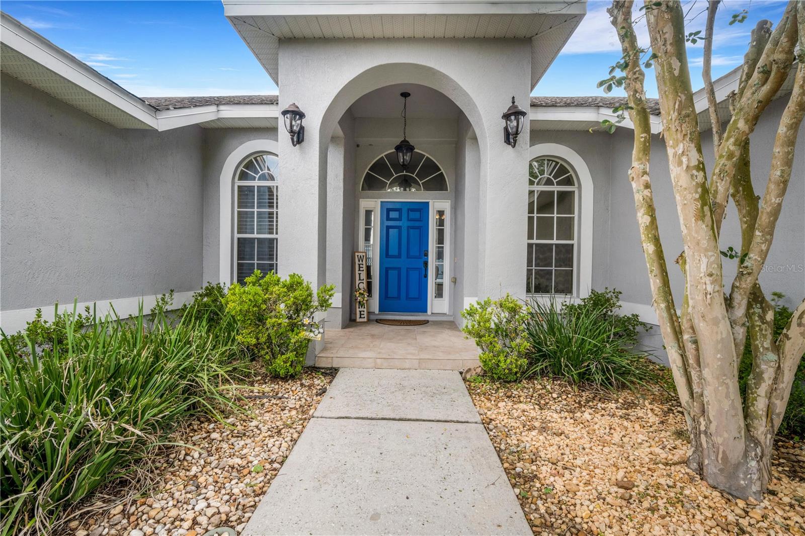 8722 FORT SOCRUM VILLAGE PL, LAKELAND, FL — photo 2