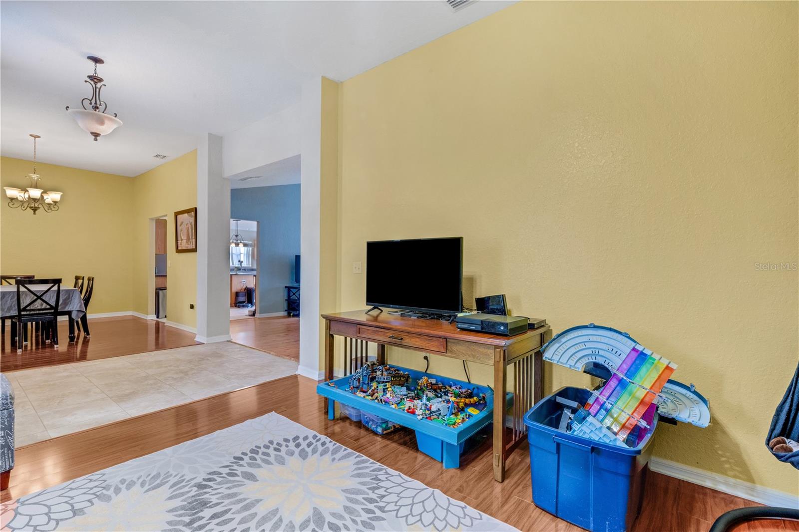 8722 FORT SOCRUM VILLAGE PL, LAKELAND, FL — photo 4