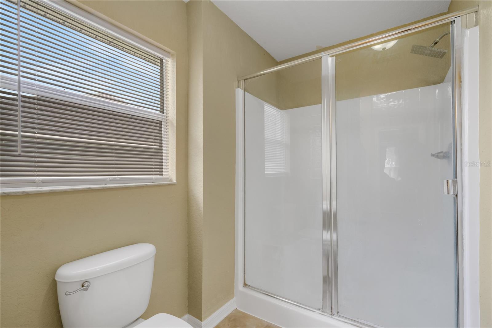 8722 FORT SOCRUM VILLAGE PL, LAKELAND, FL — photo 17