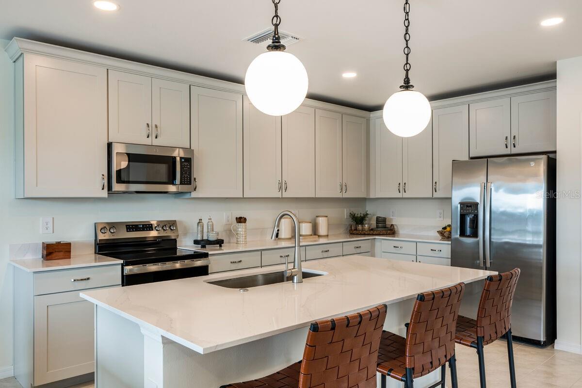 9617 VIBRANT LN, VENICE, FL — photo 4