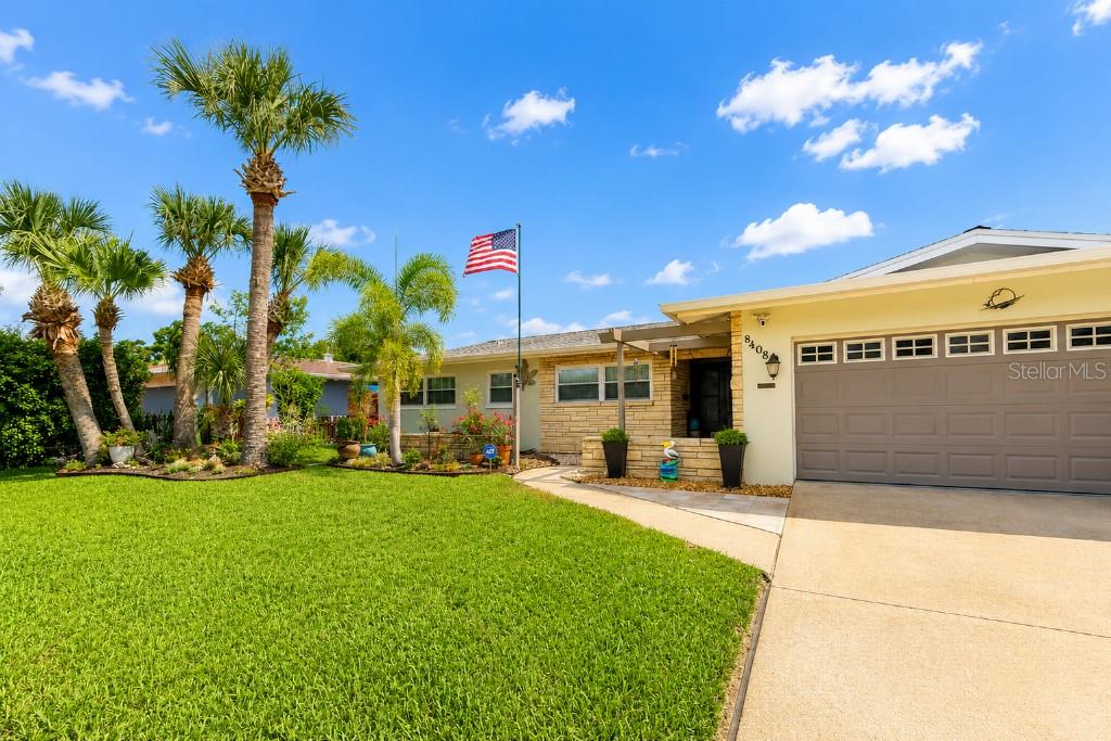 8408 BOULDER PL, TAMPA, FL — photo 3