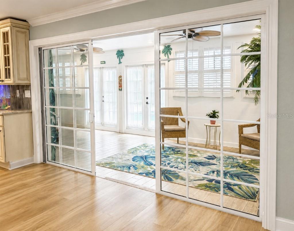 8408 BOULDER PL, TAMPA, FL — photo 12