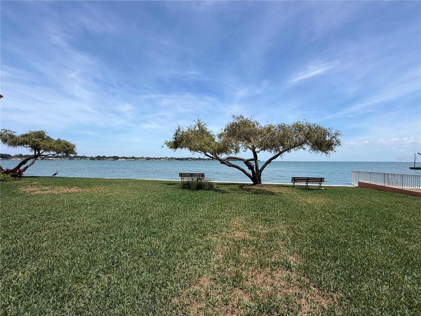 7400 SUNSHINE SKYWAY LN S #105, ST PETERSBURG, FL — photo 2