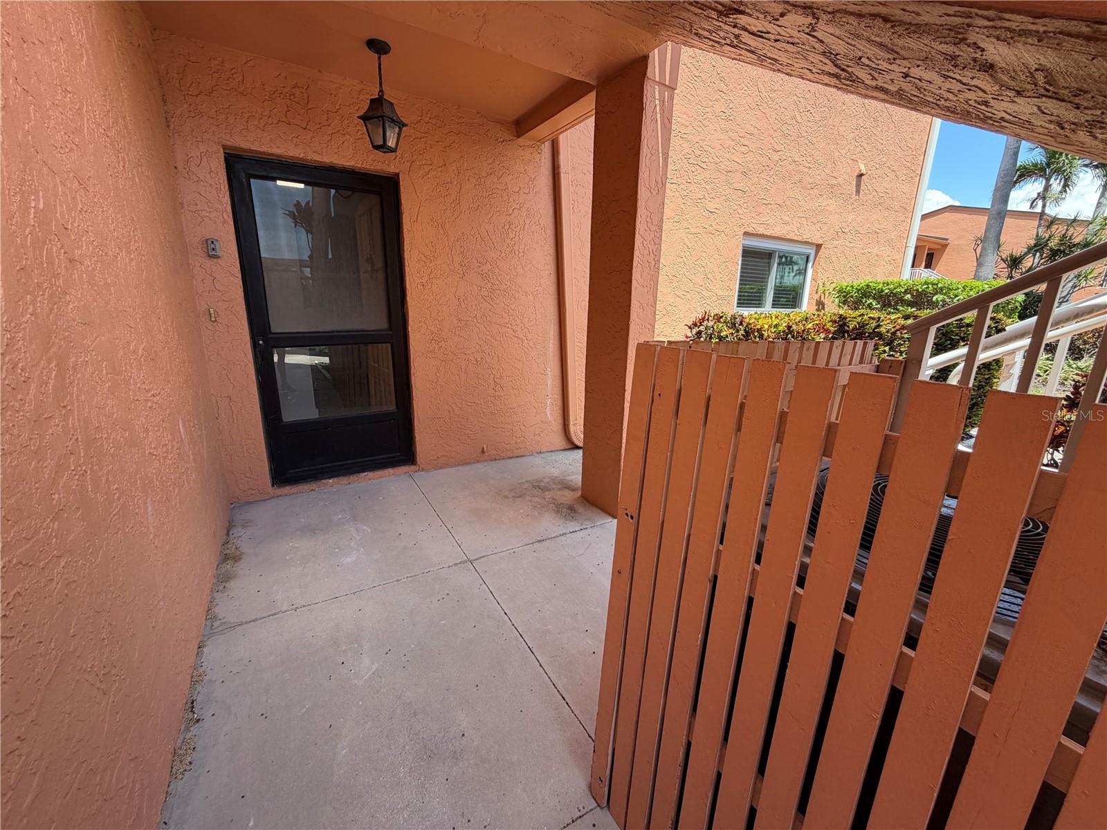 7400 SUNSHINE SKYWAY LN S #105, ST PETERSBURG, FL — photo 3