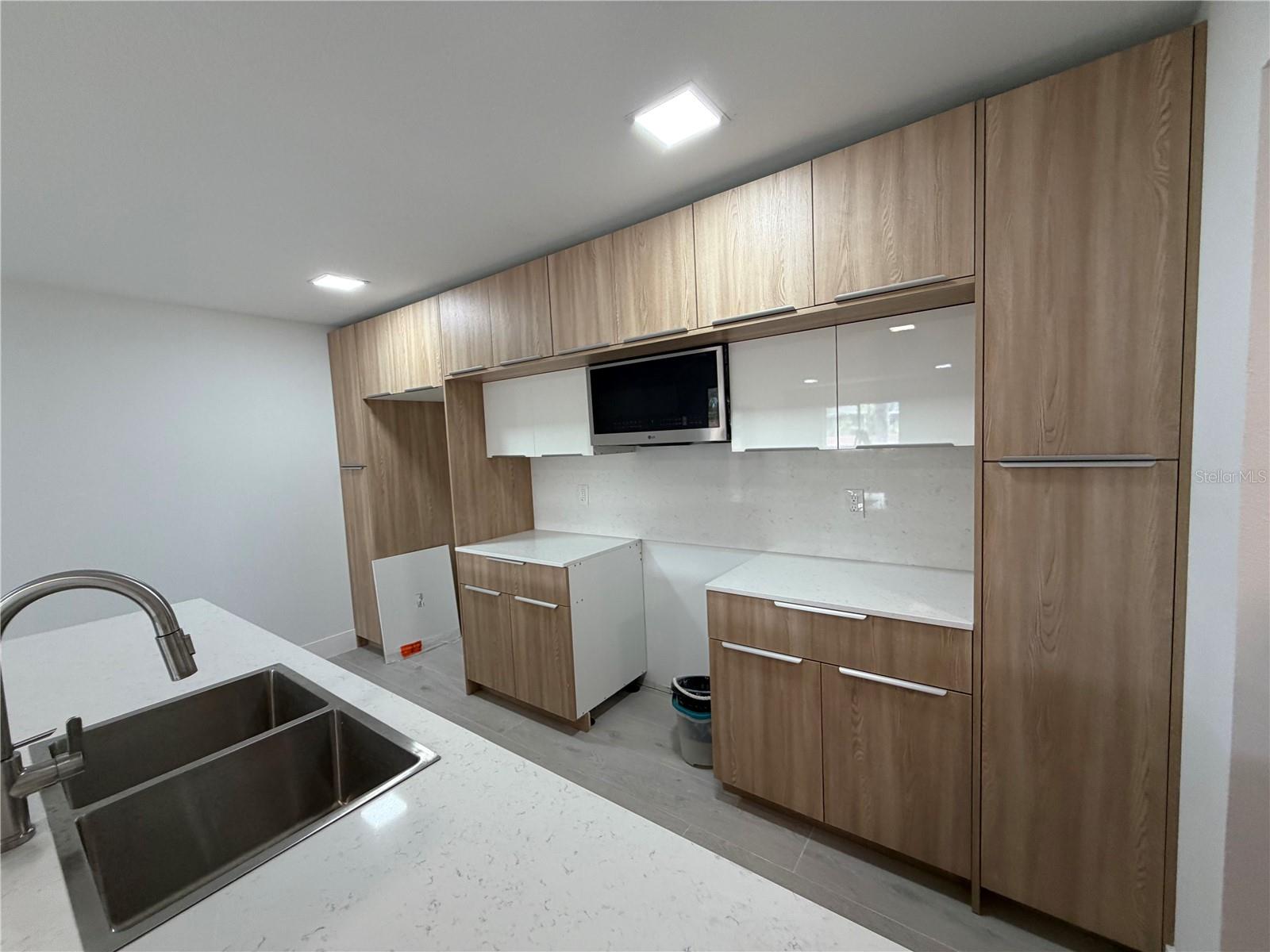 7400 SUNSHINE SKYWAY LN S #105, ST PETERSBURG, FL — photo 6