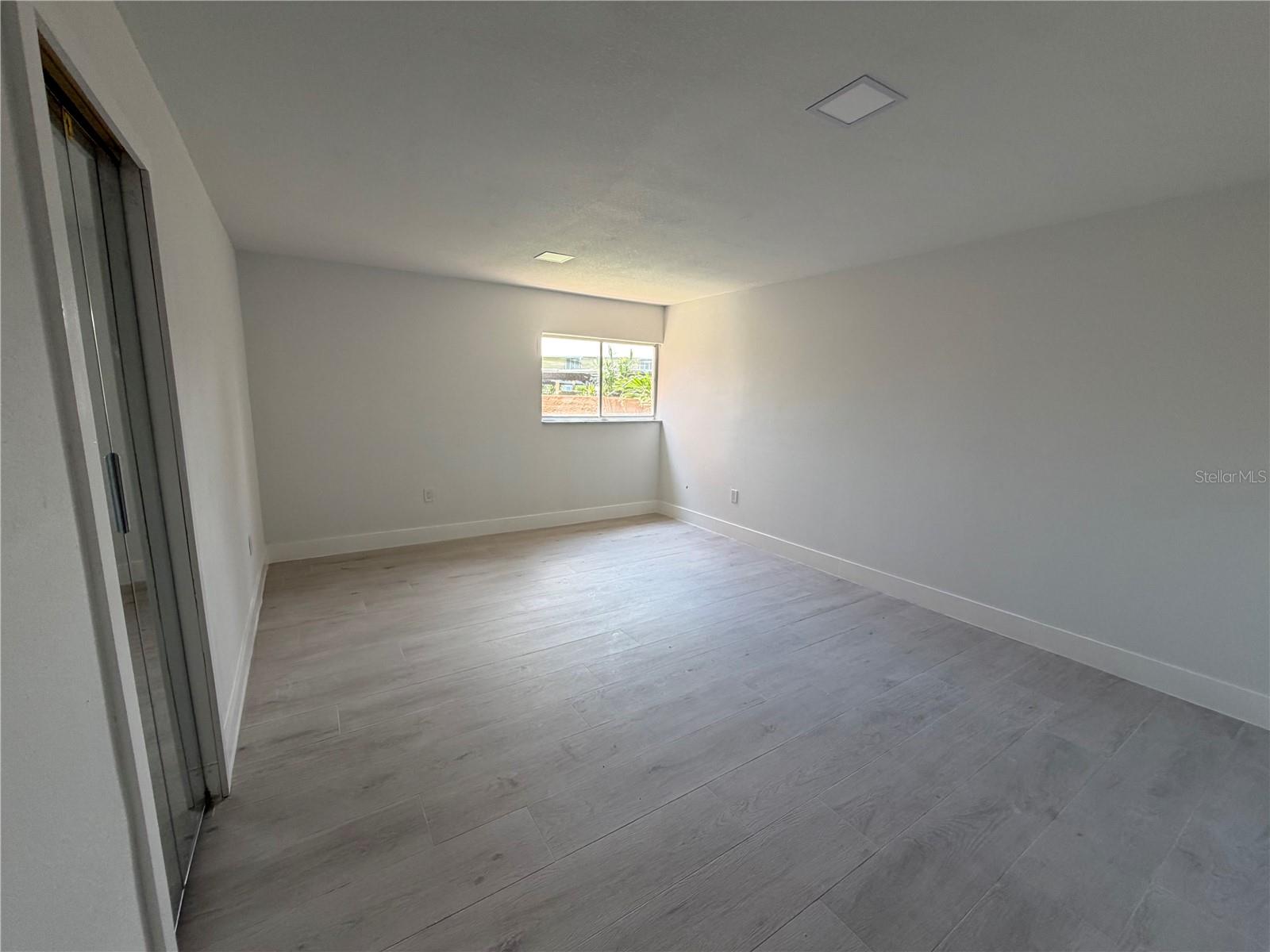 7400 SUNSHINE SKYWAY LN S #105, ST PETERSBURG, FL — photo 9