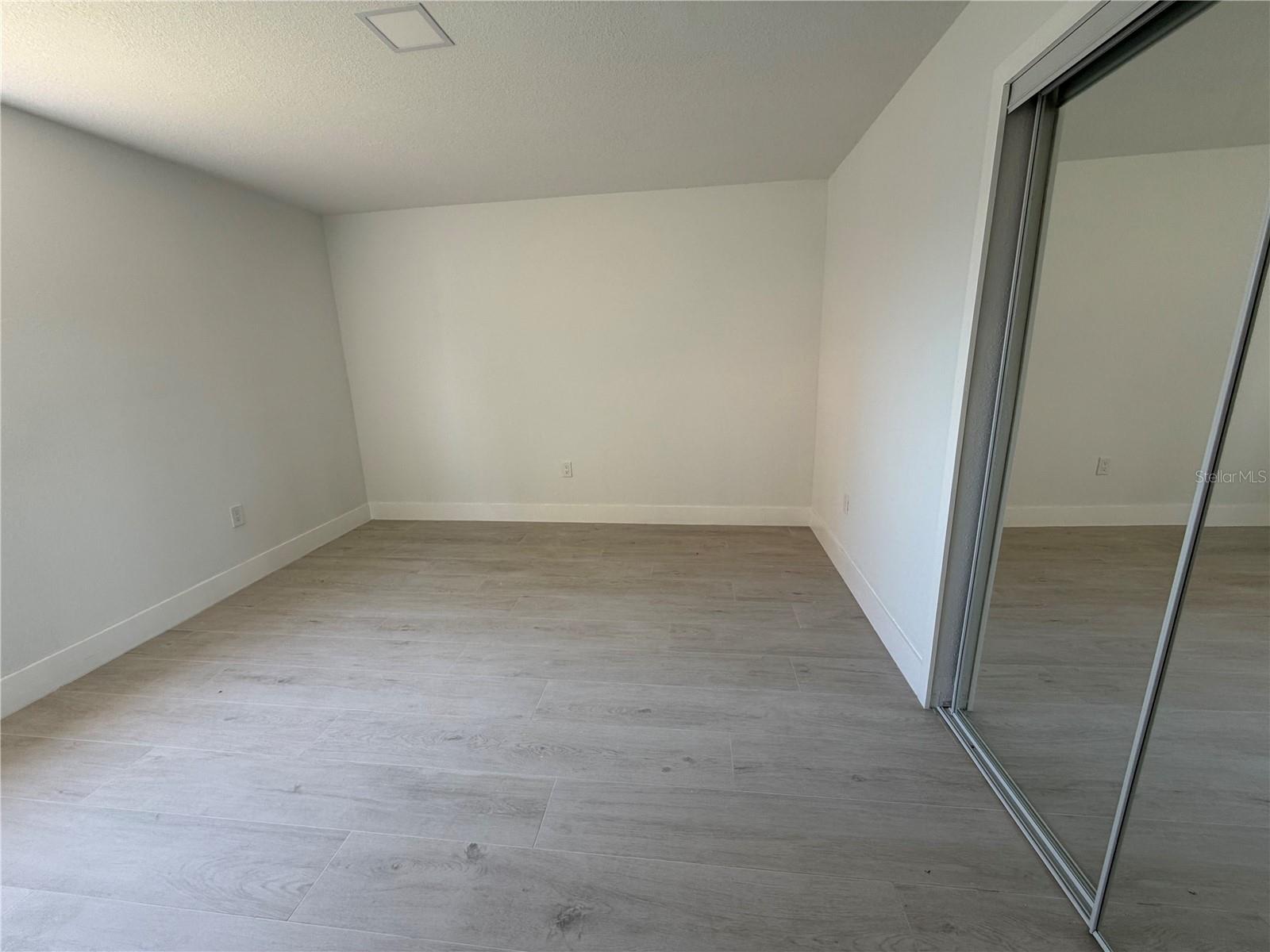 7400 SUNSHINE SKYWAY LN S #105, ST PETERSBURG, FL — photo 11
