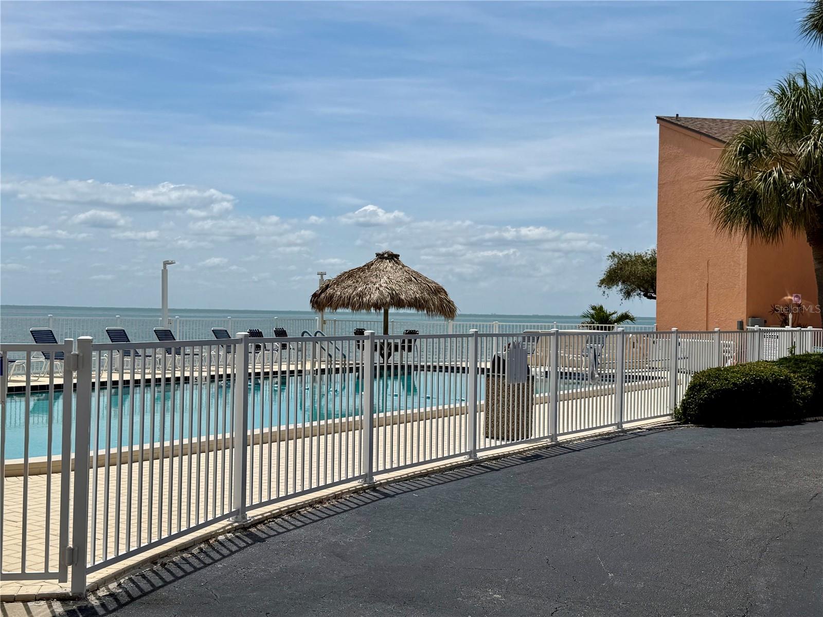 7400 SUNSHINE SKYWAY LN S #105, ST PETERSBURG, FL — photo 15