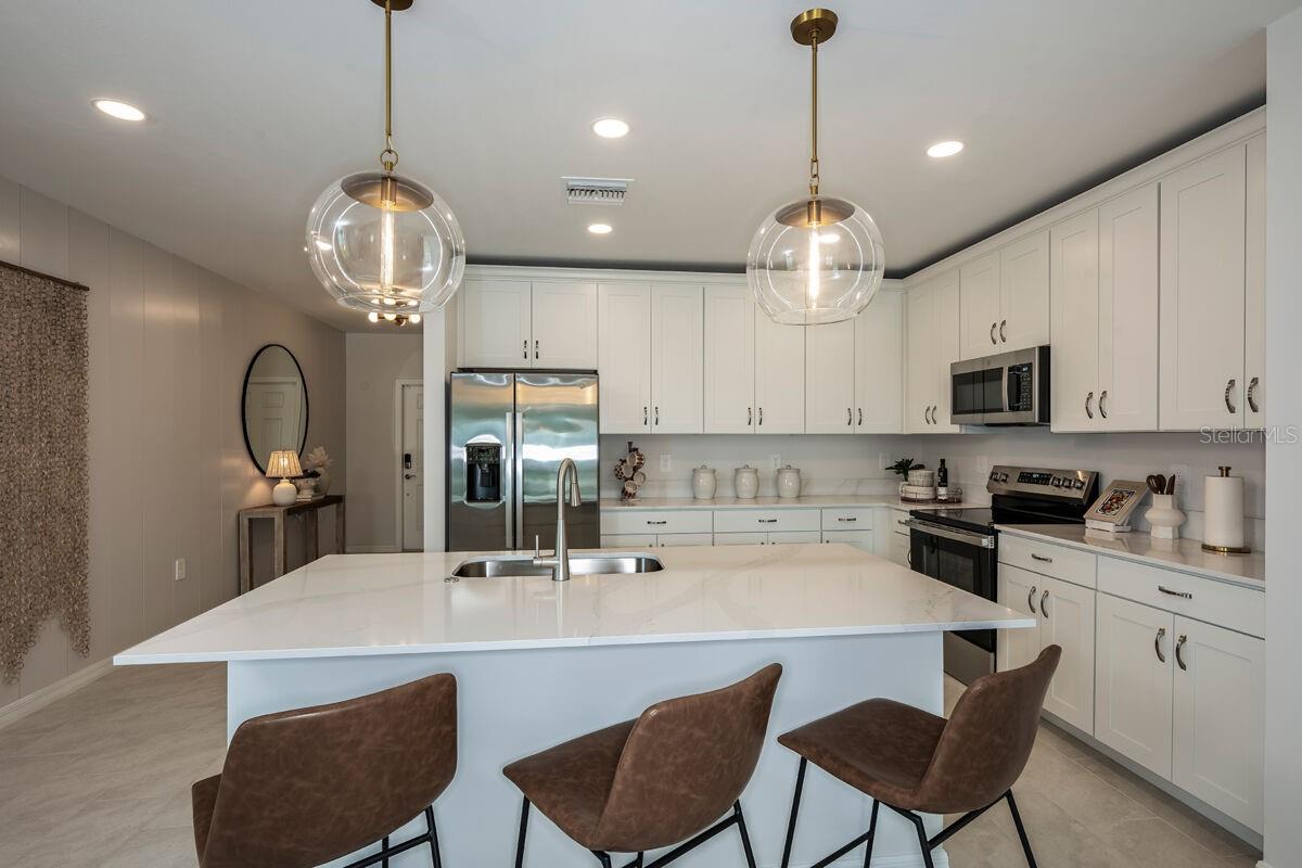 9505 VIBRANT LN, VENICE, FL — photo 2