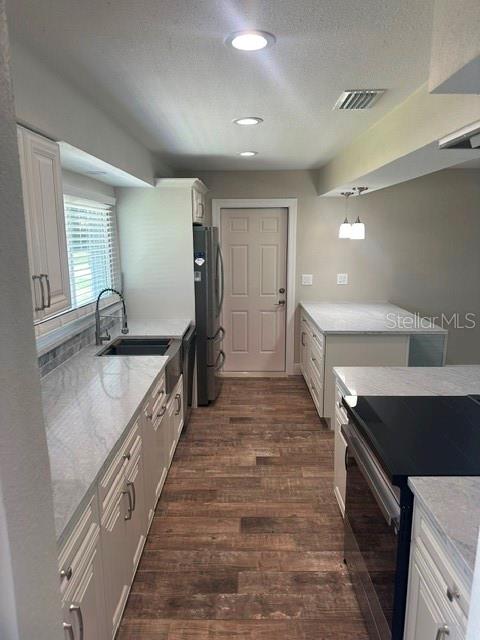 103 CARLYLE DR, PALM HARBOR, FL — photo 11