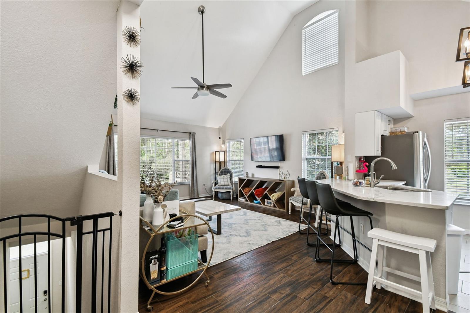 9064 LAKE CHASE ISLAND WAY, TAMPA, FL — photo 6