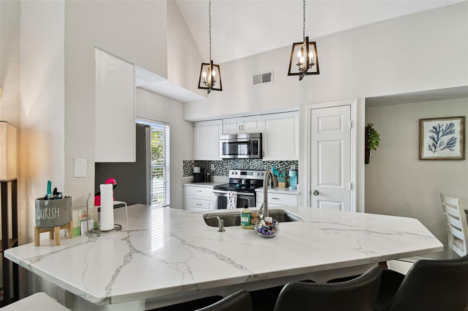 9064 LAKE CHASE ISLAND WAY, TAMPA, FL — photo 13