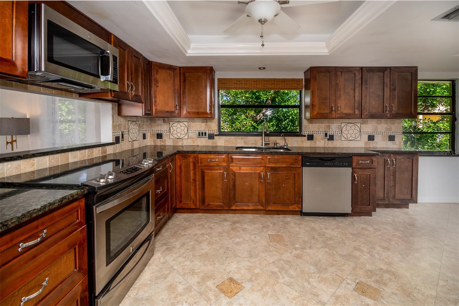 2504 HIBISCUS DR W, BELLEAIR BEACH, FL — photo 7