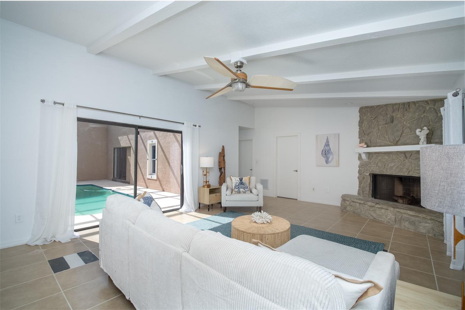 2504 HIBISCUS DR W, BELLEAIR BEACH, FL — photo 9
