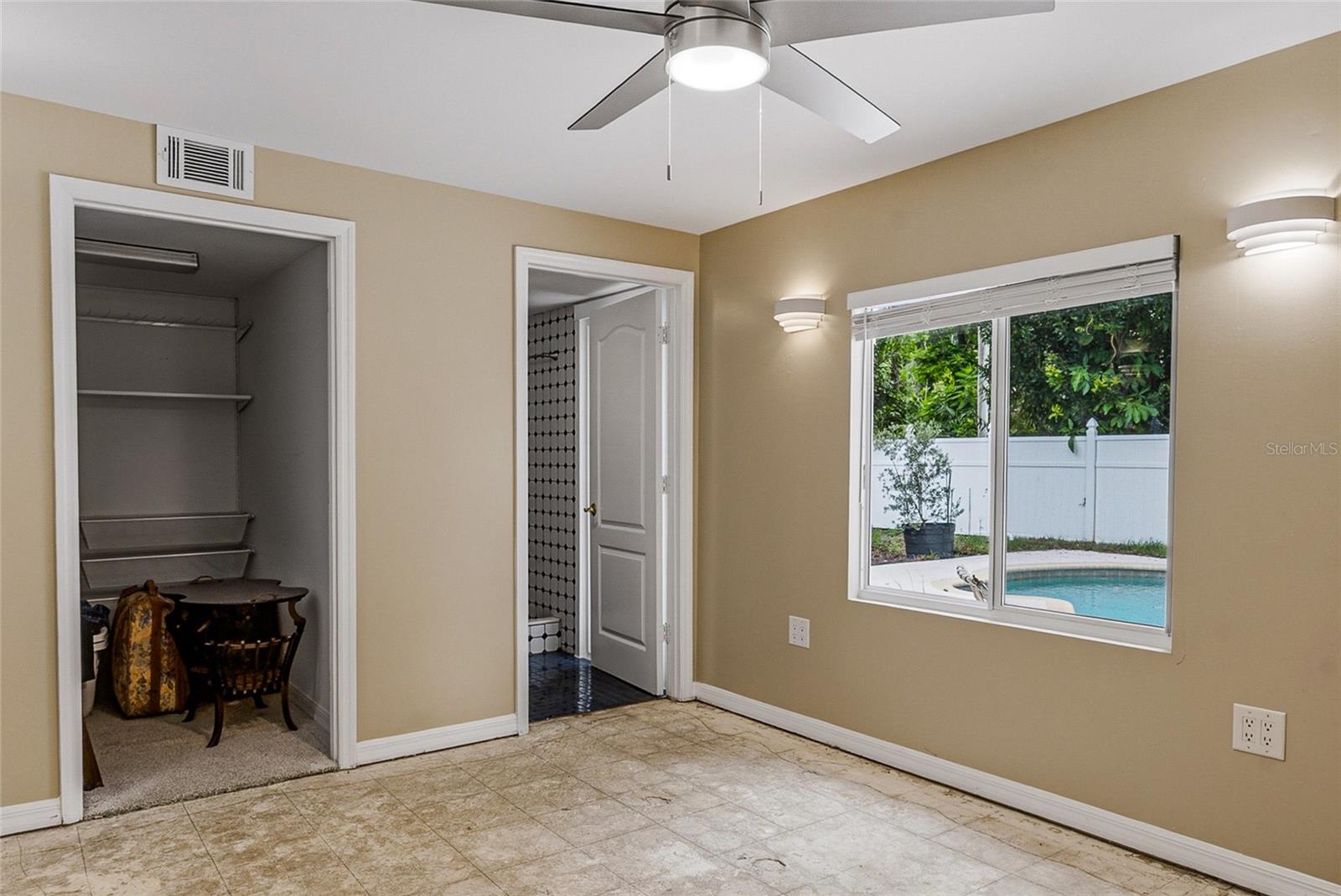 8205 WESTRIDGE DR, TAMPA, FL — photo 26