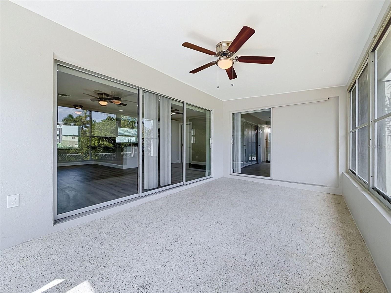 307 87TH AVE NE, ST PETERSBURG, FL — photo 20