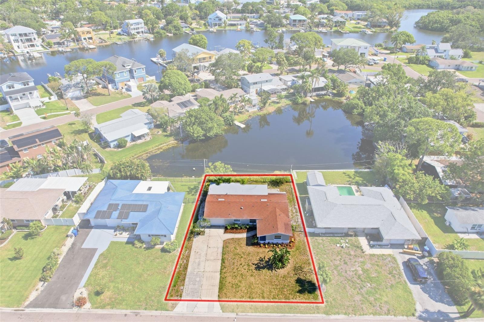 307 87TH AVE NE, ST PETERSBURG, FL — photo 27