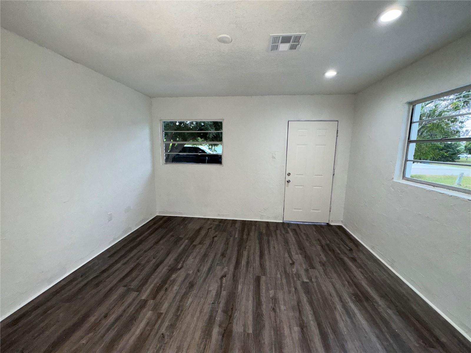 521 SHOWALTER AVE, PUNTA GORDA, FL — photo 2