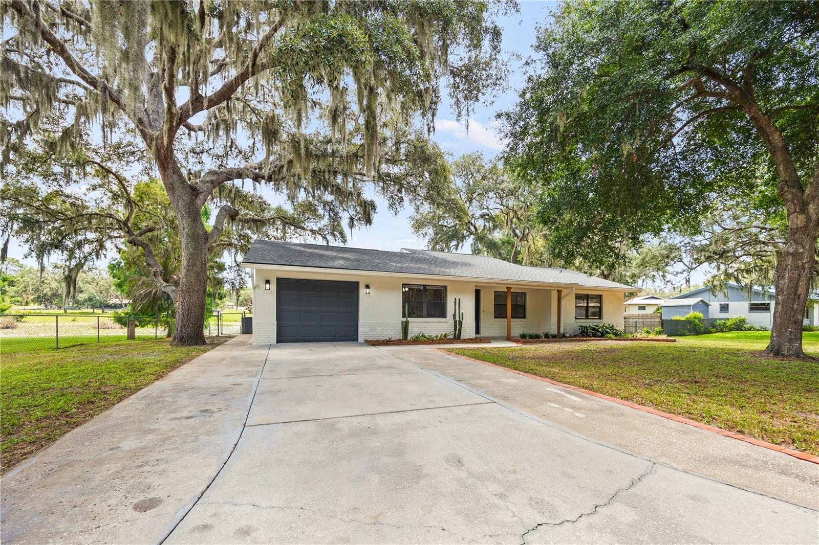 2457 S SUMMERWOOD PT, INVERNESS, FL — photo 2