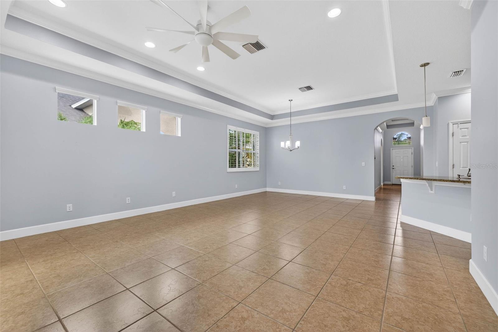 712 CHIPPER DR, SUN CITY CENTER, FL — photo 6