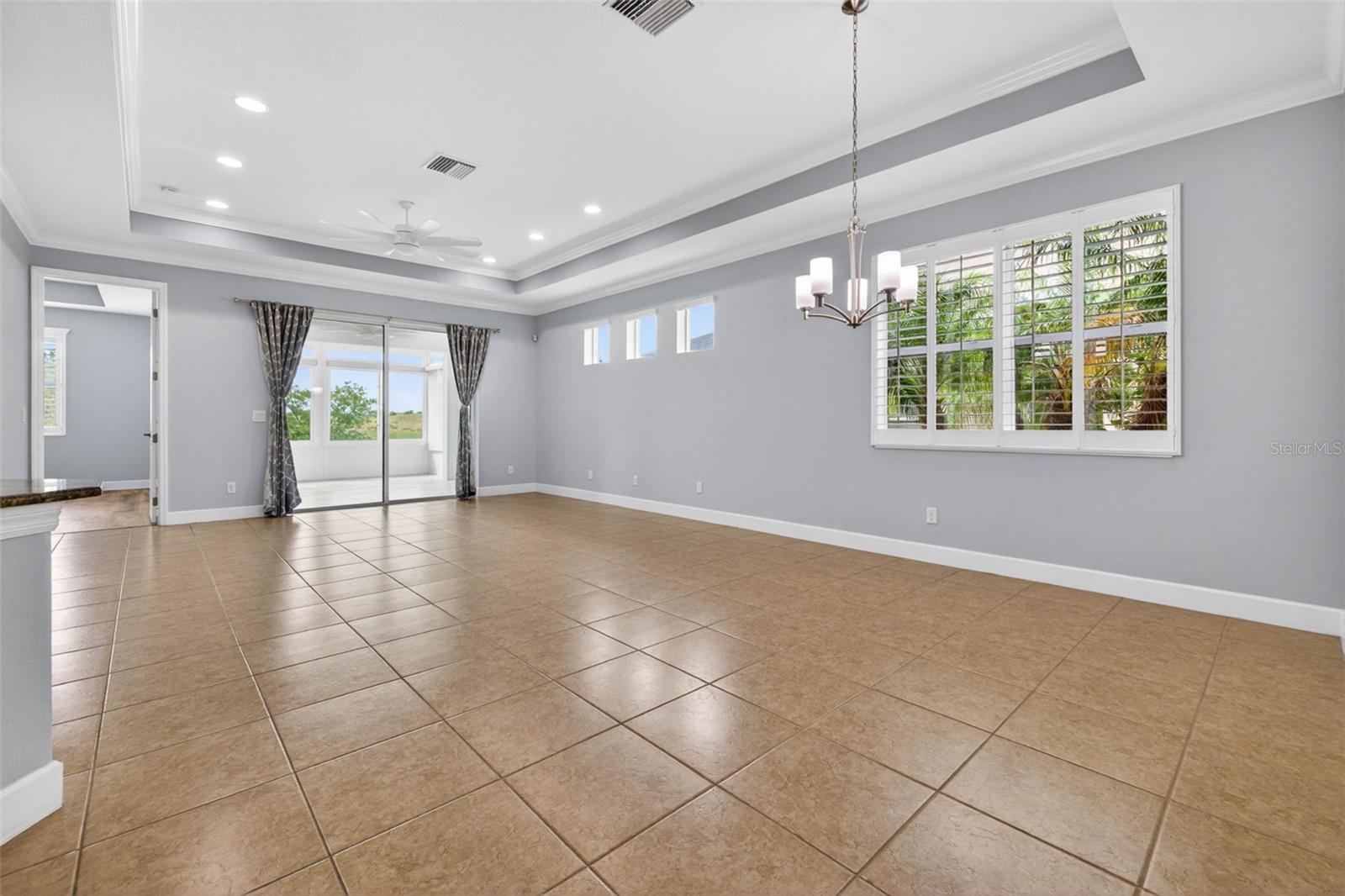 712 CHIPPER DR, SUN CITY CENTER, FL — photo 8