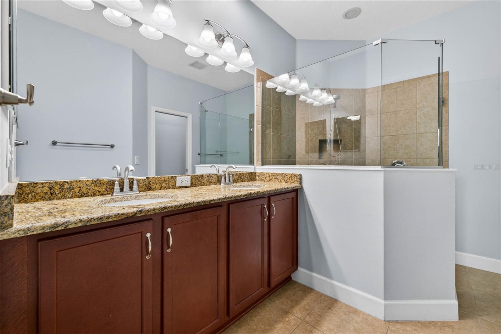 712 CHIPPER DR, SUN CITY CENTER, FL — photo 25