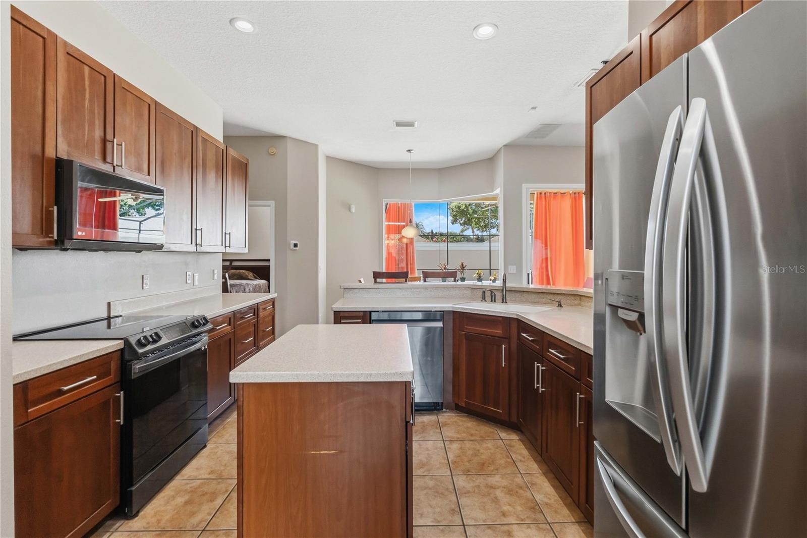 8122 CANYON LAKE CIR, ORLANDO, FL — photo 10