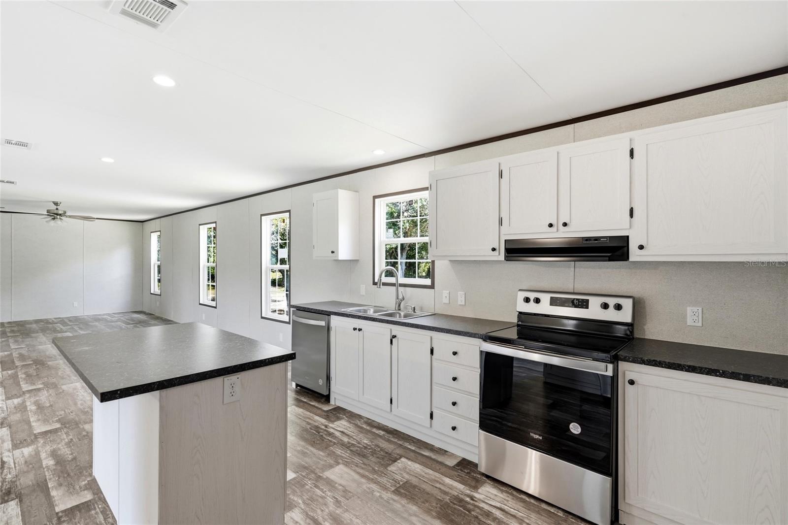 17381 NW 262ND ST, OKEECHOBEE, FL — photo 9