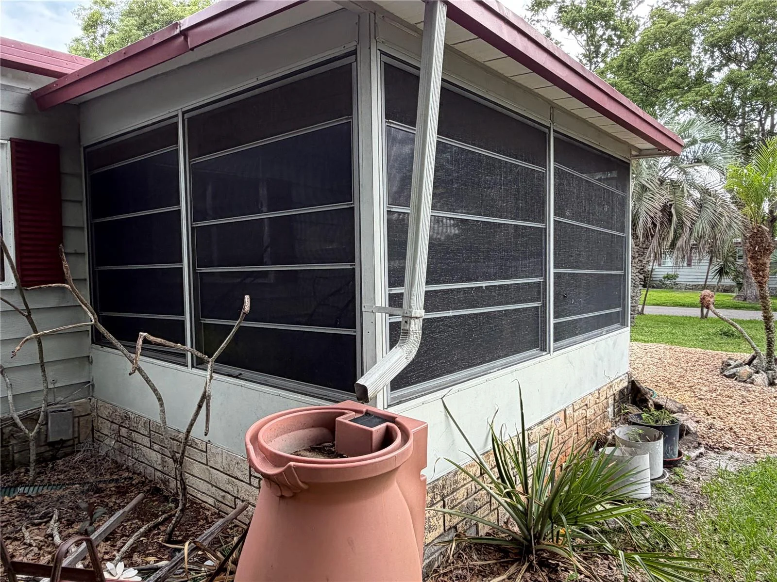 2595 BROOKSIDE CIR, MOUNT DORA, FL — photo 4