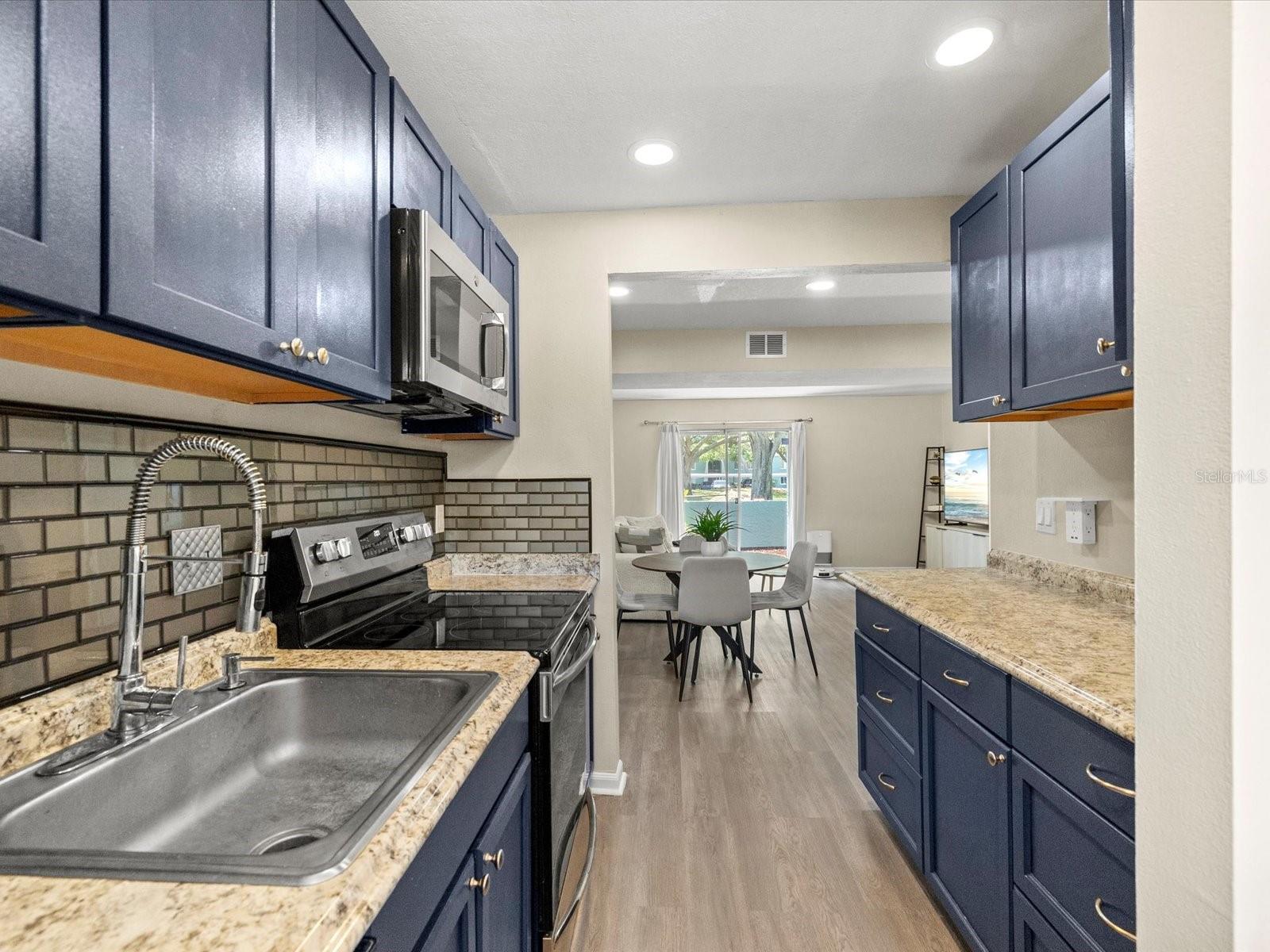 179 114TH AVE N #179, ST PETERSBURG, FL — photo 6