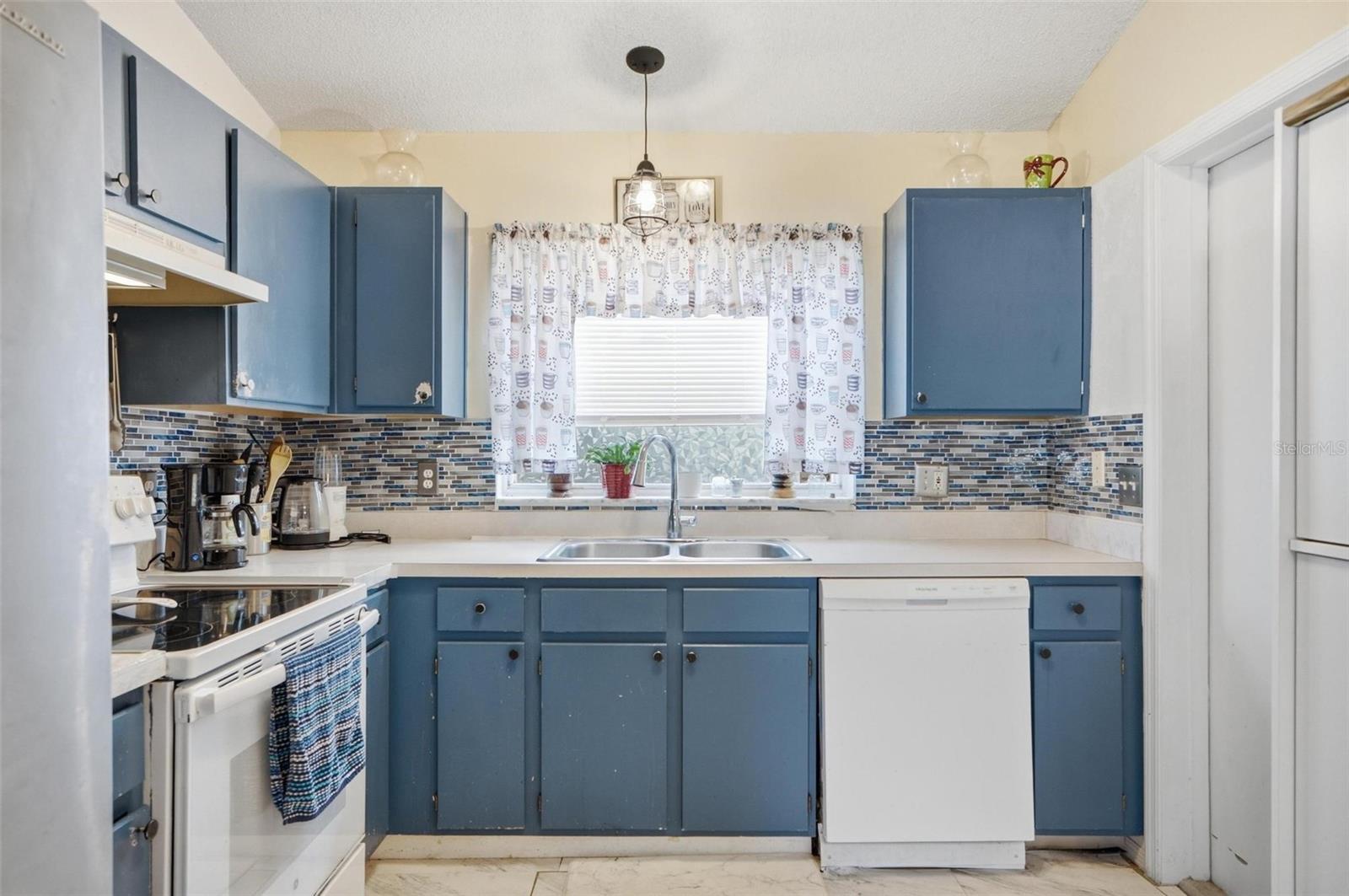 2200 ROSE BROOK CT, ORLANDO, FL — photo 9