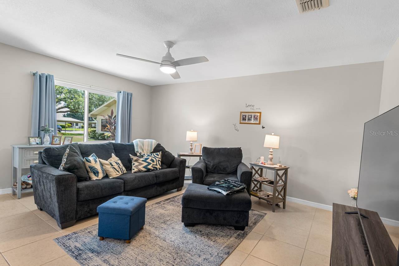 1906 CANTERBURY LN #26, SUN CITY CENTER, FL — photo 4