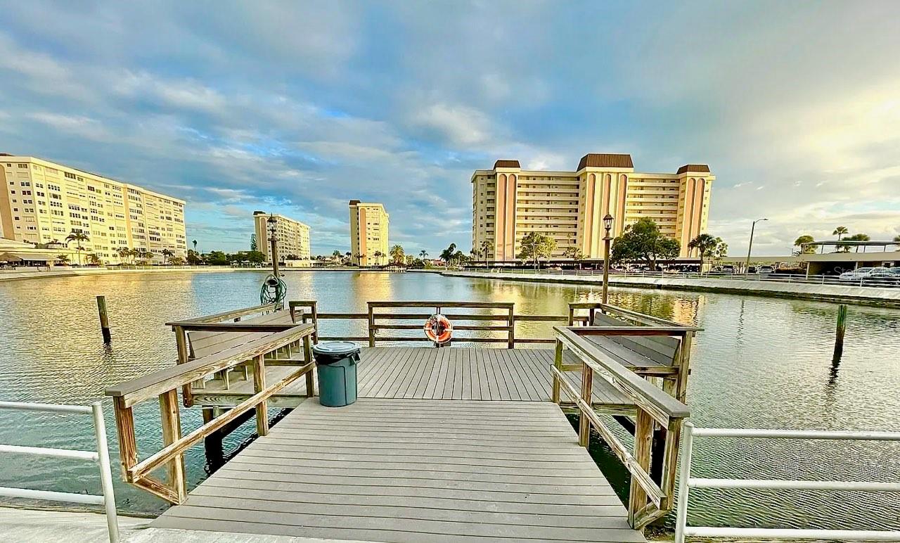 4575 COVE CIR #703, ST PETERSBURG, FL — photo 15