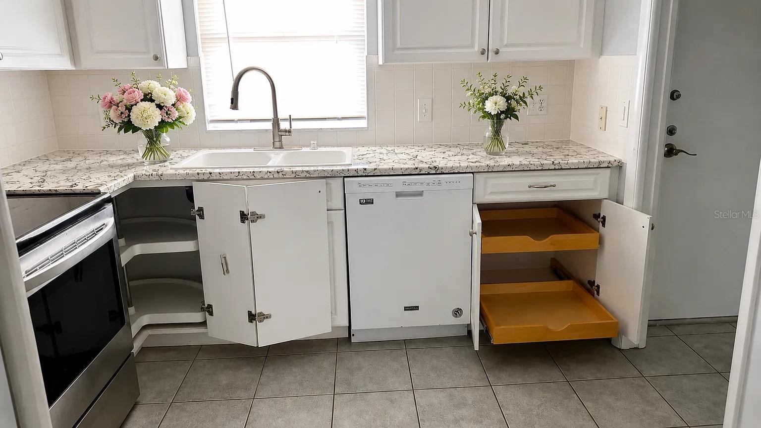 4575 COVE CIR #703, ST PETERSBURG, FL — photo 5