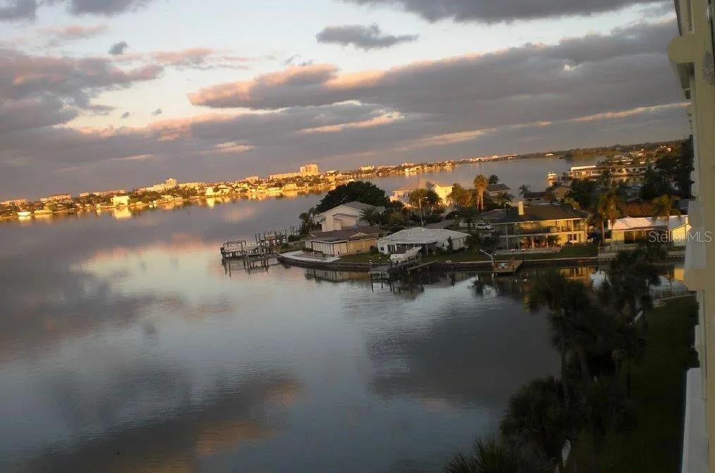4575 COVE CIR #703, ST PETERSBURG, FL — photo 9